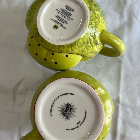 Grinch Green Mug Set - Picture 5 of 7